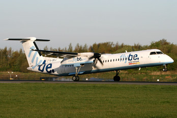 G-JECJ - Flybe de Havilland Canada DHC-8-400Q / Bombardier Q400