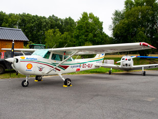 EC-GLF - Private Cessna 172 Skyhawk (all models except RG)