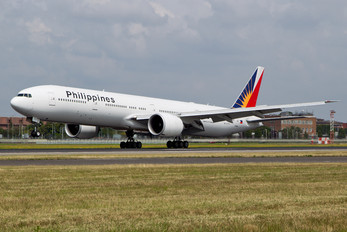 RP-C7777 - Philippines Airlines Boeing 777-300ER