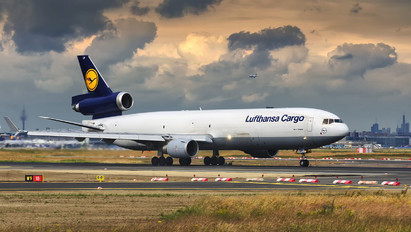 D-ALCF - Lufthansa Cargo McDonnell Douglas MD-11F