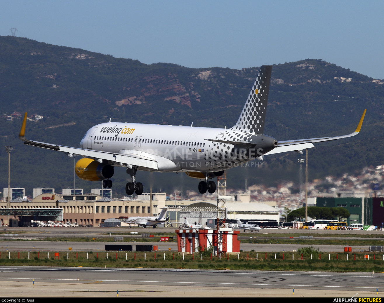 Vueling Airlines EC-MBS aircraft at Barcelona - El Prat