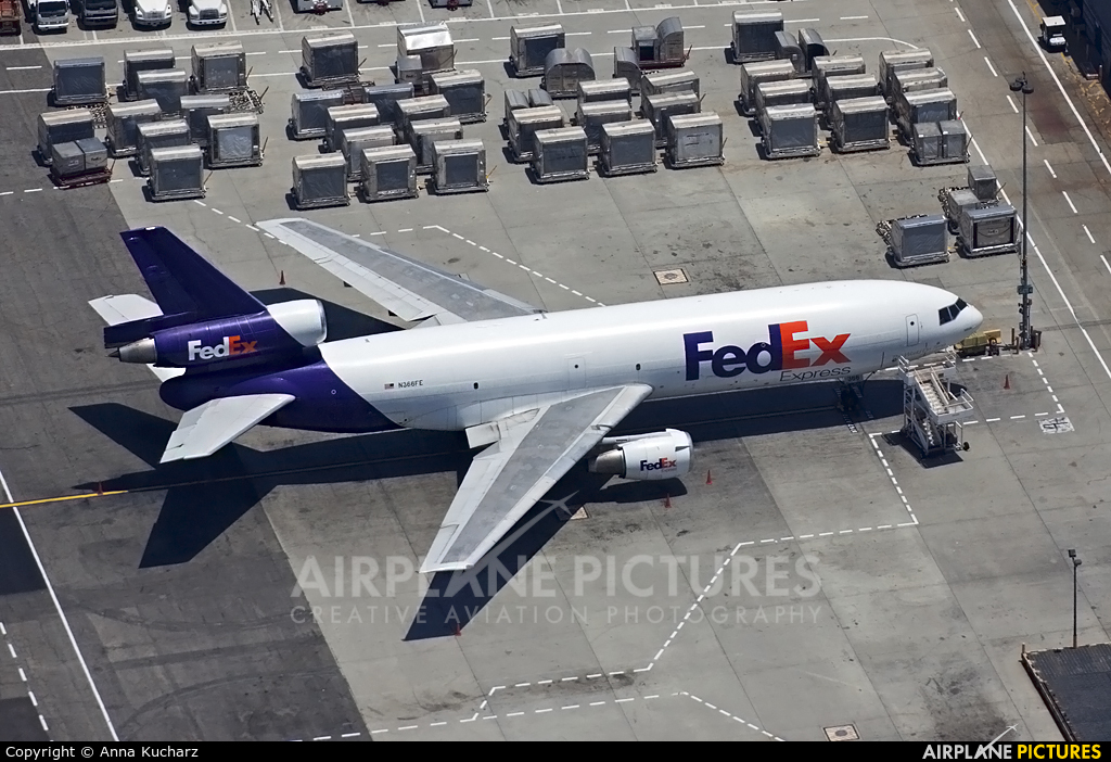 FedEx Federal Express N366FE aircraft at Los Angeles Intl