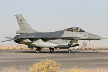 FA-82 - Belgium - Air Force General Dynamics F-16A Fighting Falcon