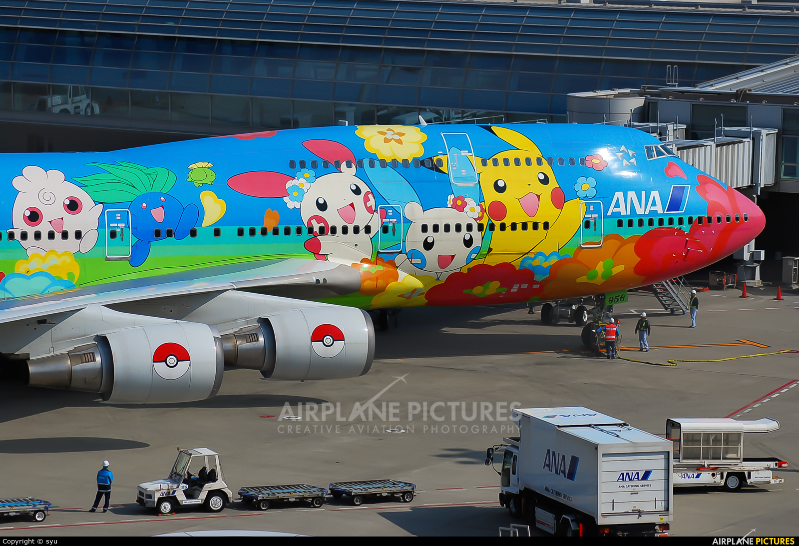 ANA - All Nippon Airways JA8956 aircraft at Tokyo - Haneda Intl