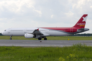 VQ-BRN - Nordwind Airlines Airbus A321