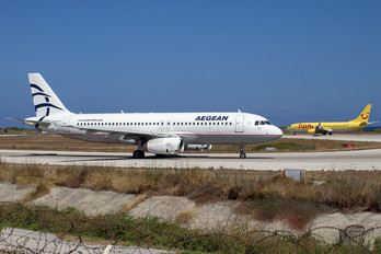SX-DGJ - Aegean Airlines Airbus A320