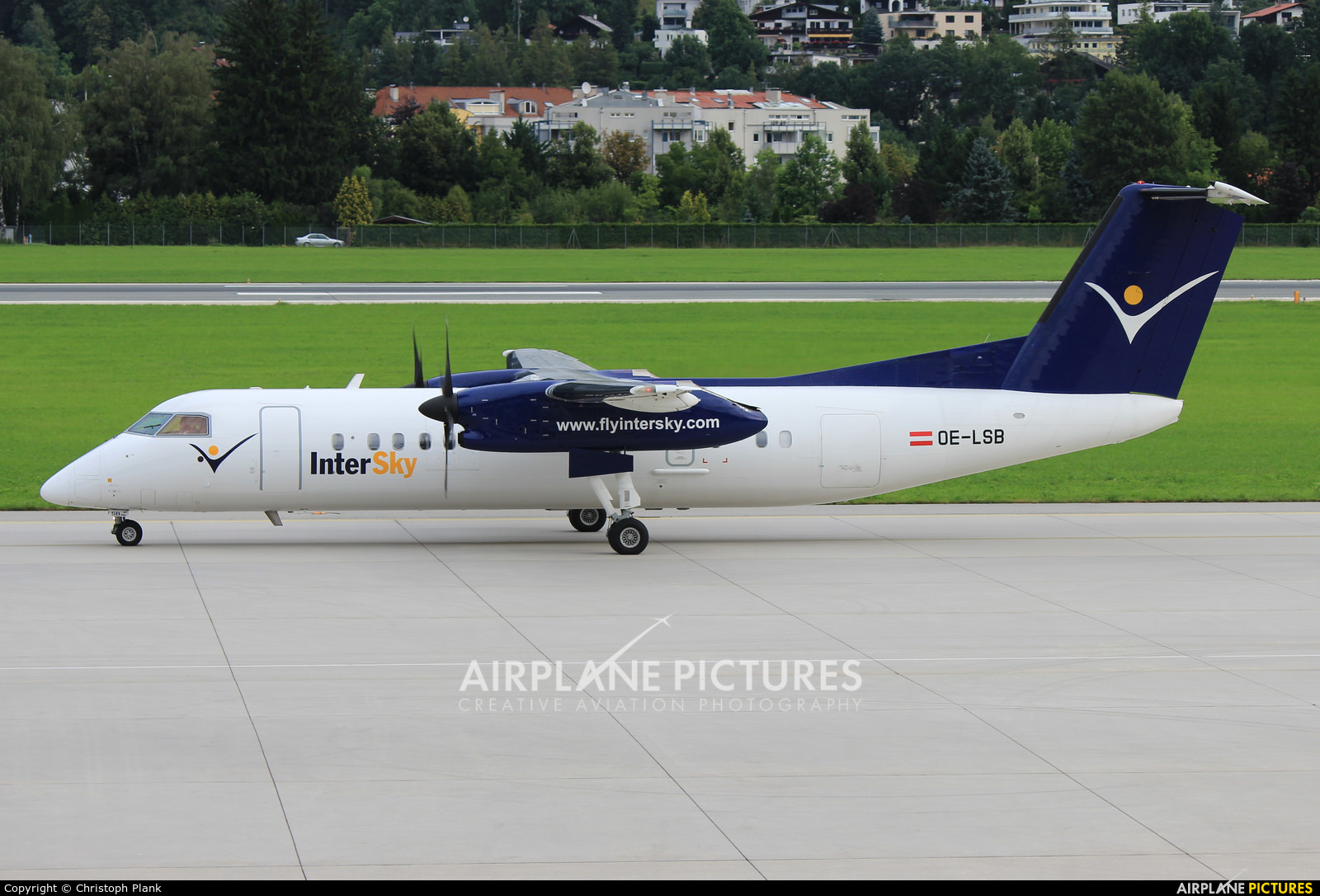 Intersky OE-LSB aircraft at Innsbruck