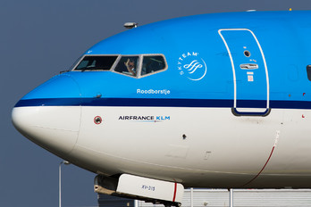 PH-BXV - KLM Boeing 737-800