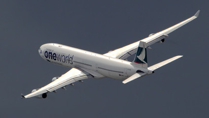 B-HXG - Cathay Pacific Airbus A340-300