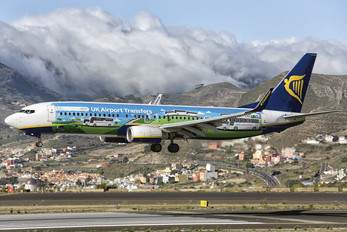 EI-EMK - Ryanair Boeing 737-800
