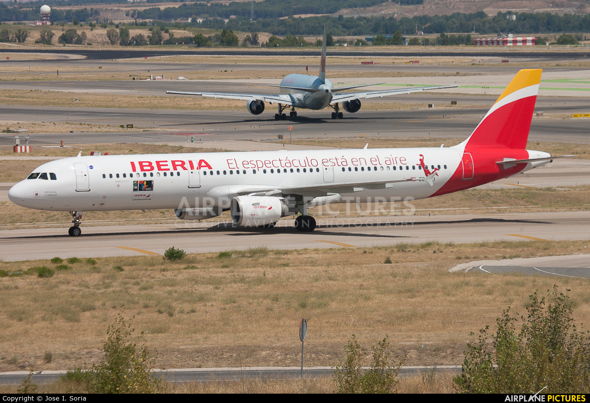 Iberia EC-JLI aircraft at Madrid - Barajas