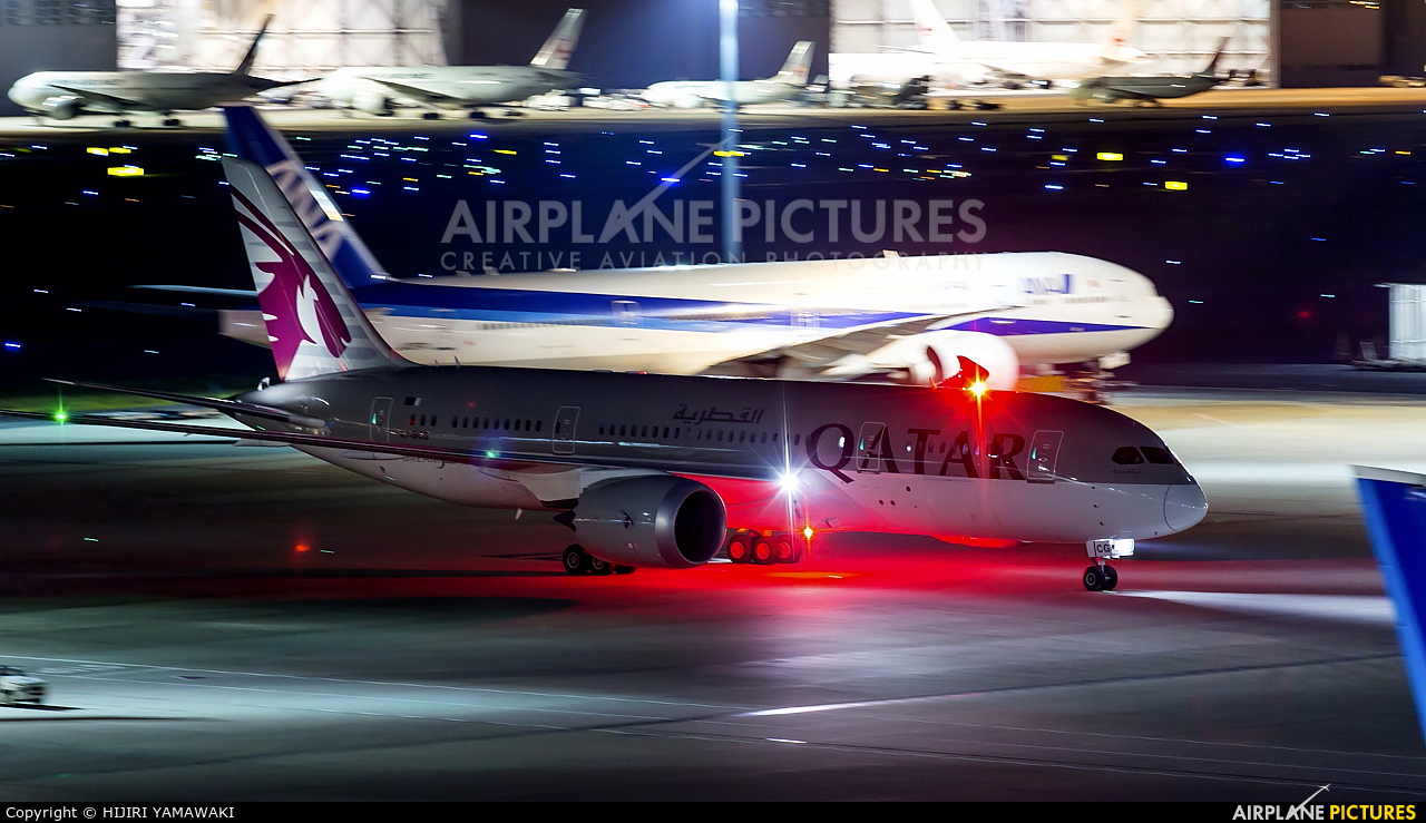 Qatar Airways A7-BCG aircraft at Tokyo - Haneda Intl