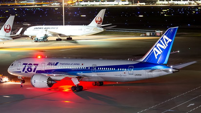 JA815A - ANA - All Nippon Airways Boeing 787-8 Dreamliner