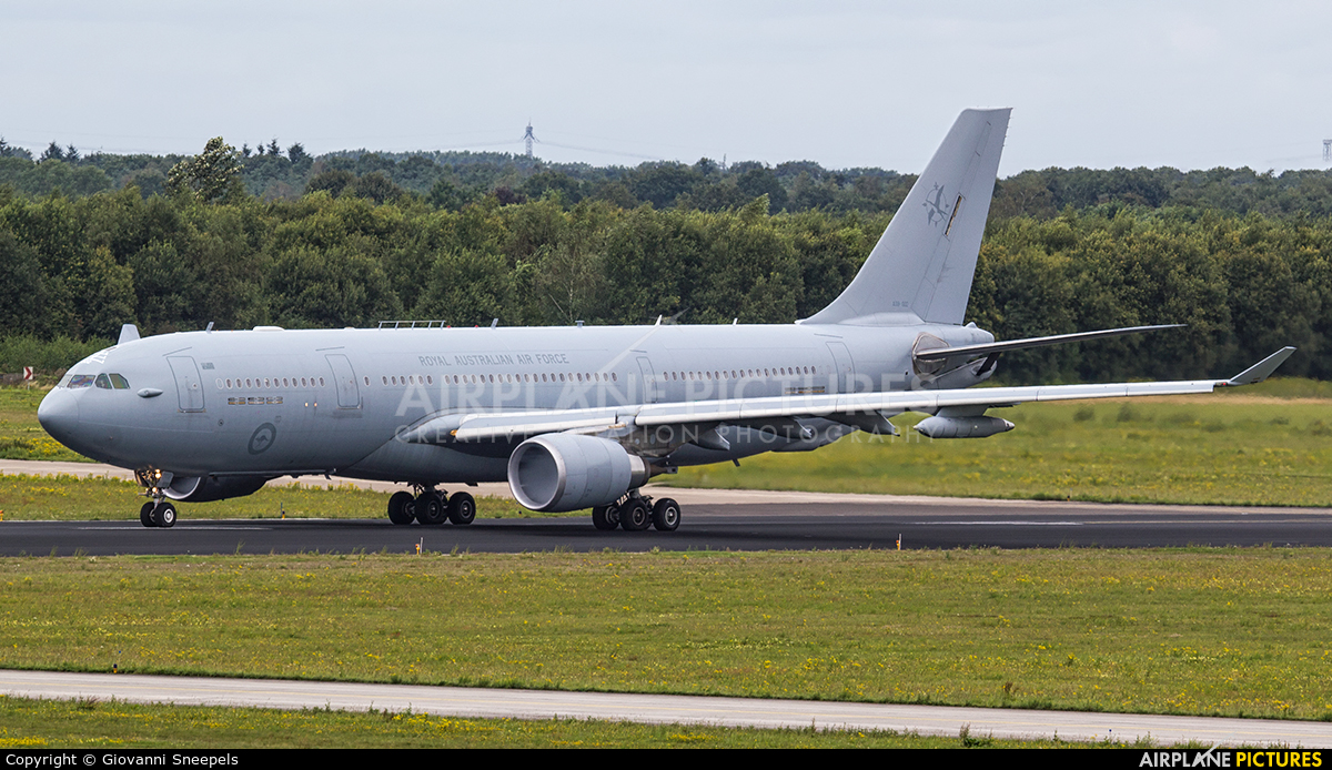 Australia - Air Force A39-002 aircraft at Eindhoven