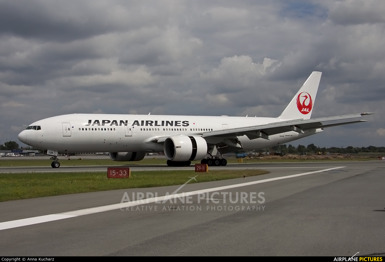 JAL - Japan Airlines JA706J aircraft at Warsaw - Frederic Chopin