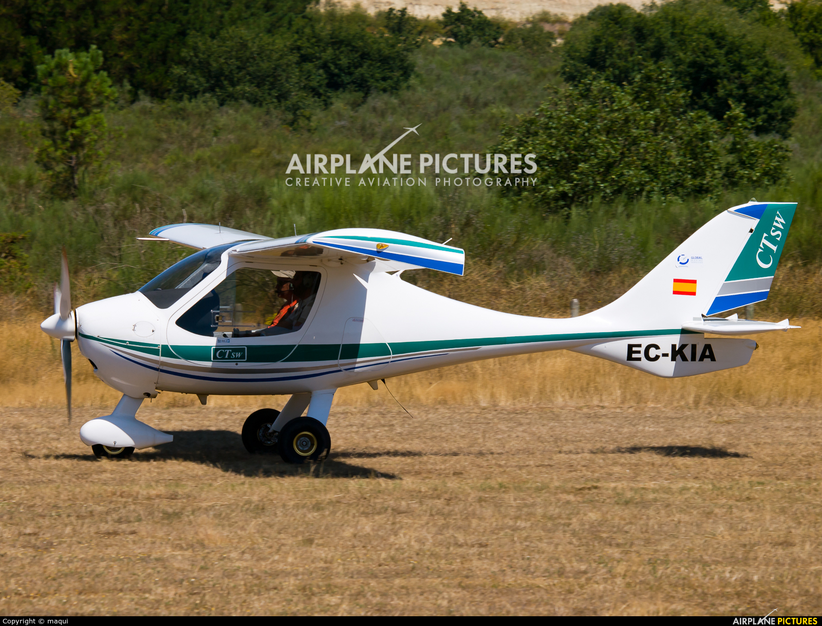 Private EC-KIA aircraft at Campo de vuelo "As Lamas"