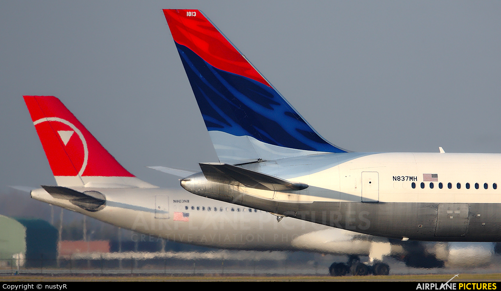 Delta Air Lines N837MH aircraft at Amsterdam - Schiphol