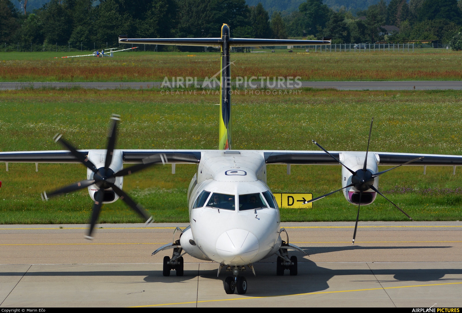 Welcome Air OE-LKB aircraft at Graz