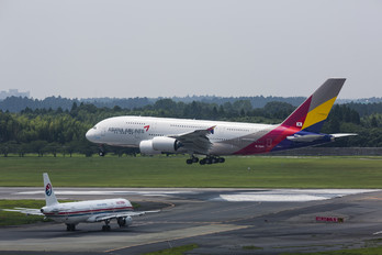 HL7625 - Asiana Airlines Airbus A380