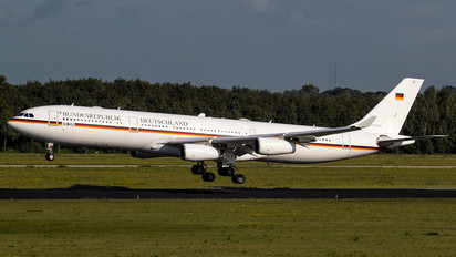 16+02 - Germany - Air Force Airbus A340-300
