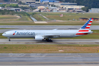 N724AN - American Airlines Boeing 777-300ER