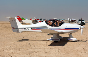 4X-OTY - Private Dyn Aero MCR01 Club