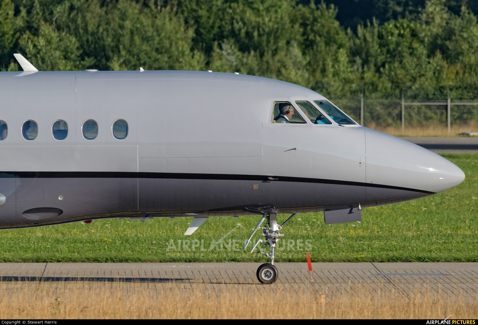 TAG Aviation HB-JKL aircraft at Geneva Intl