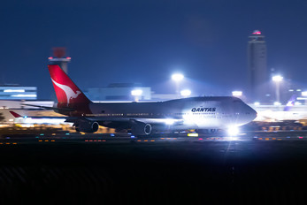 VH-OJI - QANTAS Boeing 747-400