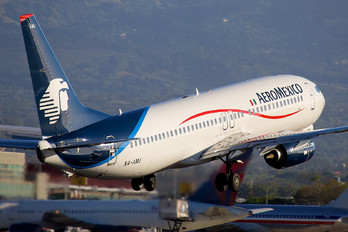 XA-AMJ - Aeromexico Boeing 737-800