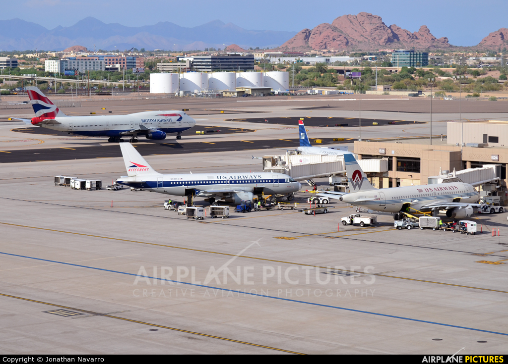 US Airways N828AW aircraft at Phoenix - Sky Harbor Intl