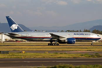 N746AM - Aeromexico Boeing 777-200ER