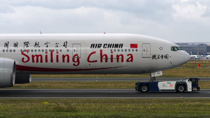 B-2035 - Air China Boeing 777-300ER