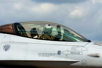 E-008 - Denmark - Air Force General Dynamics F-16A Fighting Falcon