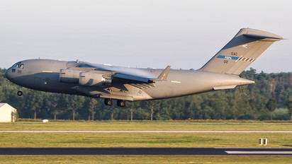 08-0001 - Strategic Airlift Capability NATO Boeing C-17A Globemaster III