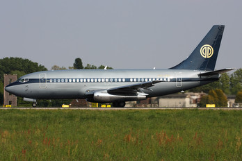 VP-CBA - Private Boeing 737-200
