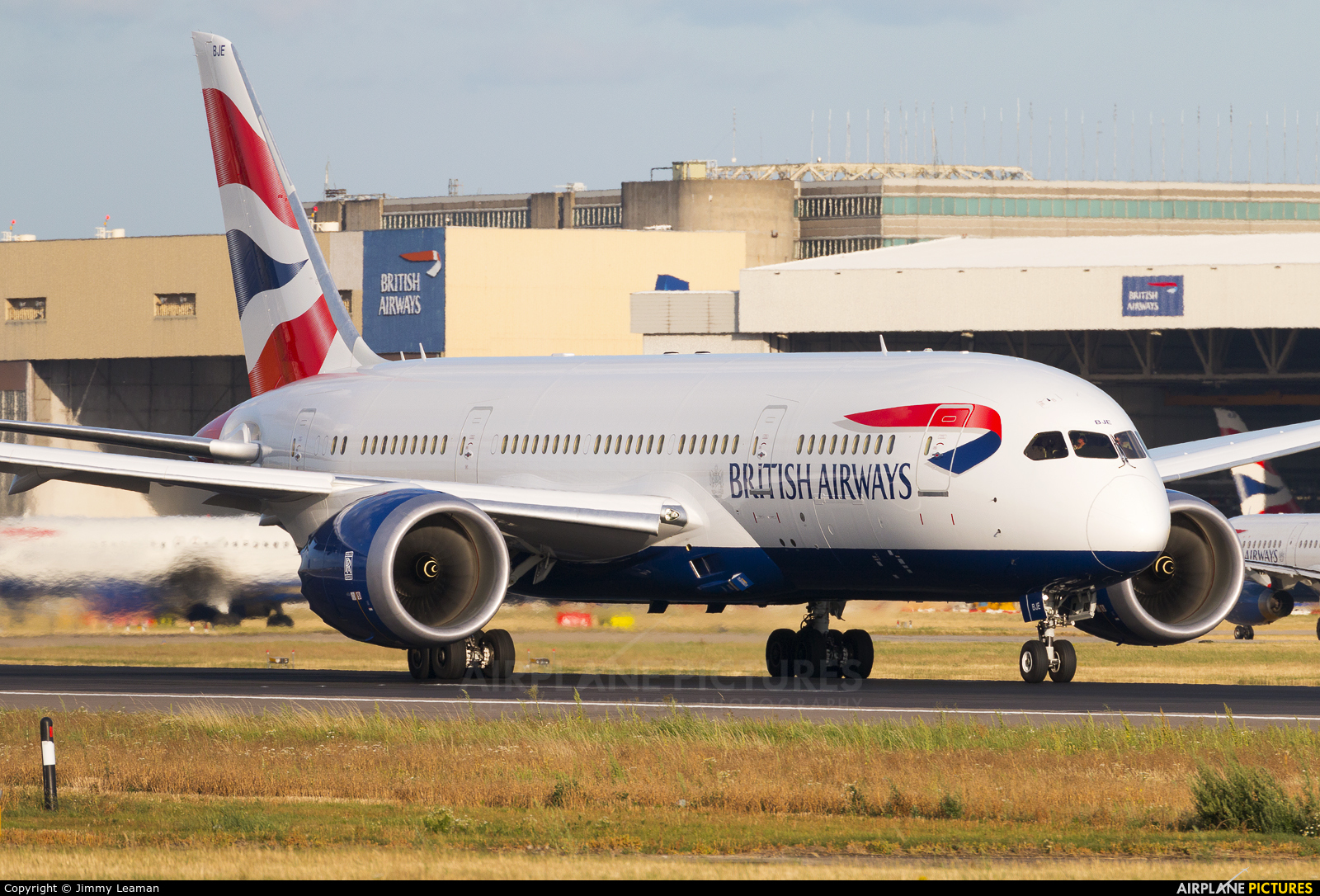 British Airways G-ZBJE aircraft at London - Heathrow