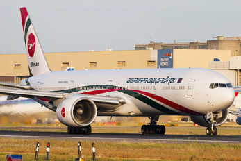 S2-AFP - Biman Bangladesh Boeing 777-300ER