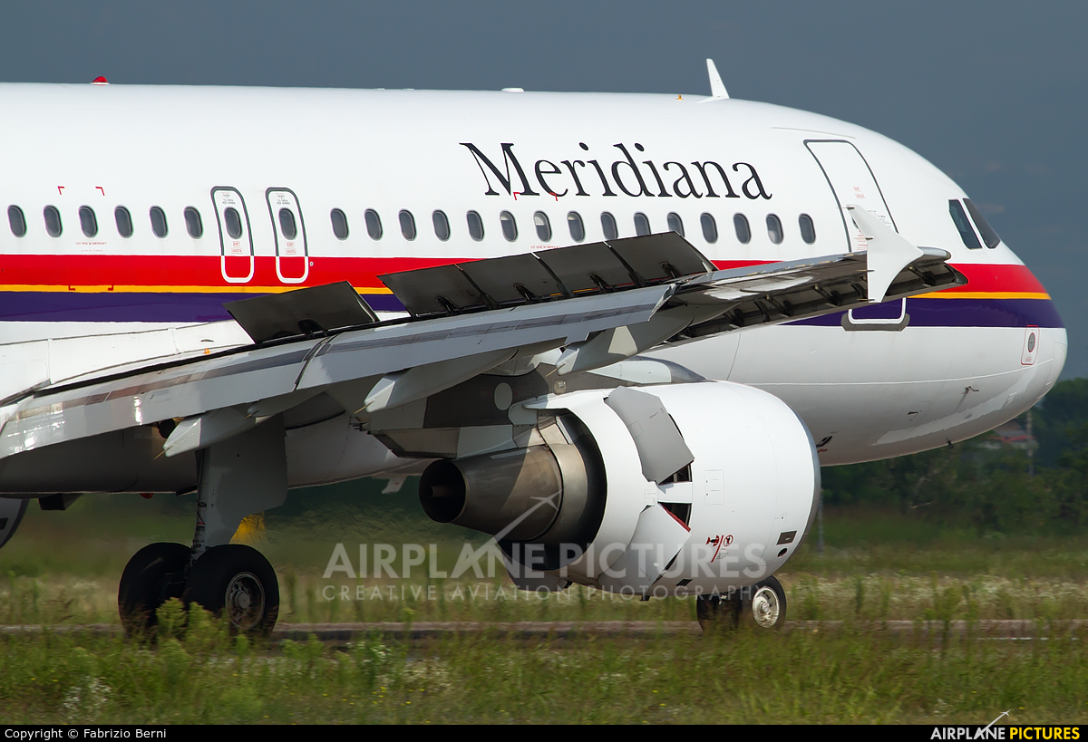 Meridiana I-EEZI aircraft at Verona - Villafranca