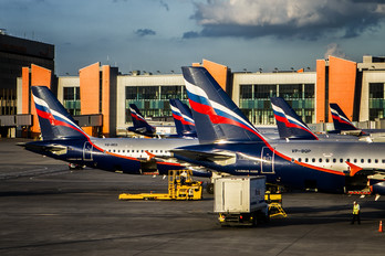 VP-BQP - Aeroflot Airbus A320