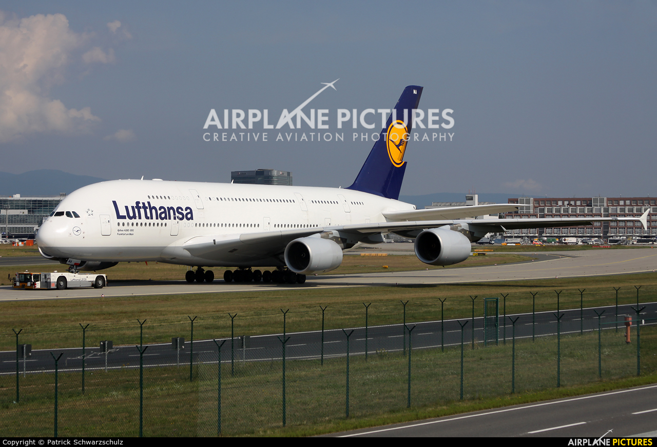 Lufthansa D-AIMA aircraft at Frankfurt