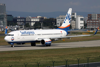 TC-SNU - SunExpress Boeing 737-800