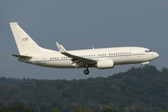 20203 - USA - Air Force Boeing C-40B