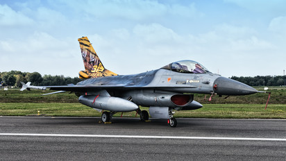 FA-106 - Belgium - Air Force General Dynamics F-16A Fighting Falcon
