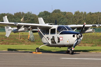 N590D - Private Cessna O-2A