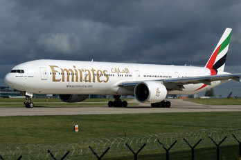 A6-EGJ - Emirates Airlines Boeing 777-300ER