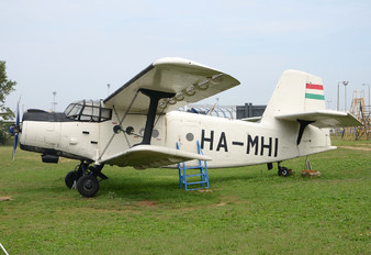 HA-MHI - Budapest Aircraft Service Antonov An-2