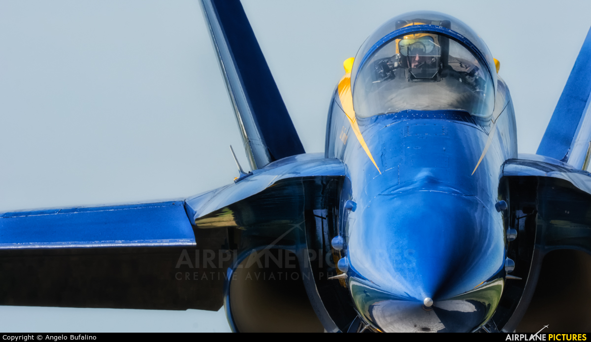 USA - Navy : Blue Angels 163442 aircraft at Cleveland - Burke Lakefront