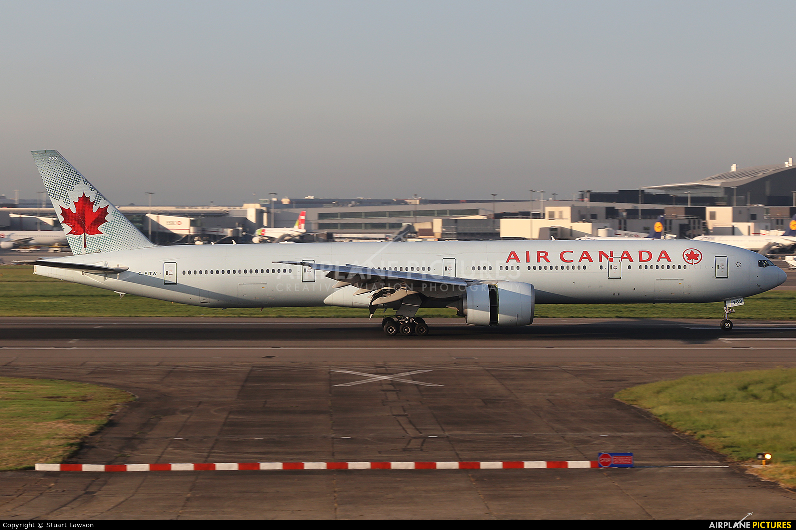 Air Canada C-FITW aircraft at London - Heathrow