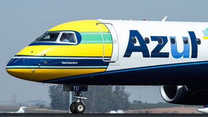 PR-AYU - Azul Linhas Aéreas Embraer ERJ-195 (190-200)
