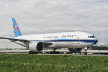 B-2081 - China Southern Cargo Boeing 777F